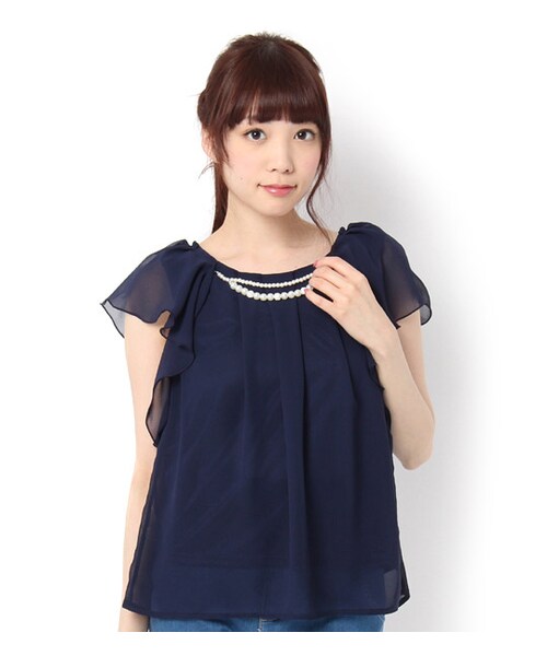 PAGEBOY（ページボーイ）の「ネックレス付きフリルスリーブフレアブラウス（トップス・レディース・オフホワイト/ブラック/クリーム/ライトグリーン/ネイビー/ラベンダー）」の6枚目の写真