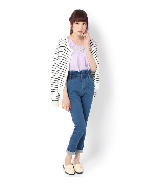 PAGEBOY（ページボーイ）の「ネックレス付きフリルスリーブフレアブラウス（トップス・レディース・オフホワイト/ブラック/クリーム/ライトグリーン/ネイビー/ラベンダー）」の7枚目の写真