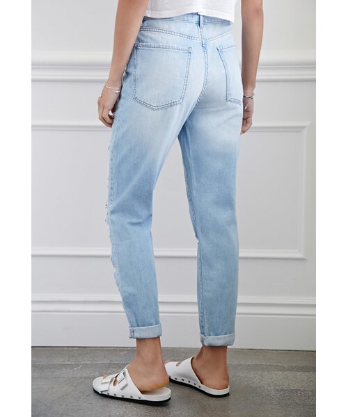 FOREVER 21（フォーエバー トゥエンティーワン）の「FOREVER 21 Distressed Boyfriend Jeans（デニムパンツ・レディース・Blue・26/27/28/29/30/31）」の2枚目の写真
