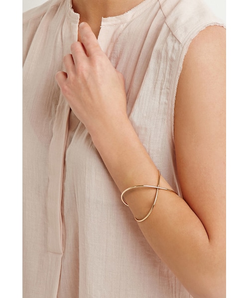 FOREVER 21(フォーエバー トゥエンティーワン)の「FOREVER 21 Crisscross Cutout Cuff(ブレスレット・レディース・Gold/Silver・One size)」の7枚目の写真