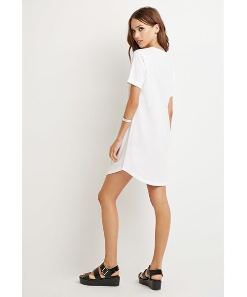 FOREVER 21(フォーエバー トゥエンティーワン)の「FOREVER 21 Classic T-Shirt Dress(ワンピース・レディース・White・Small/Medium/Large)」の3枚目の写真
