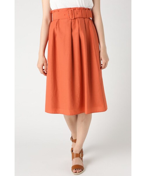 Spick & Span（スピックアンドスパン）の「エアリーシャンブレーベルトツキスカート（スカート・レディース・ホワイト/ネイビー/ブルー/オレンジ・36/38）」の4枚目の写真