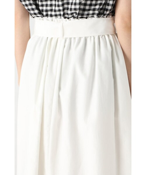 Spick & Span（スピックアンドスパン）の「エアリーシャンブレーベルトツキスカート（スカート・レディース・ホワイト/ネイビー/ブルー/オレンジ・36/38）」の10枚目の写真