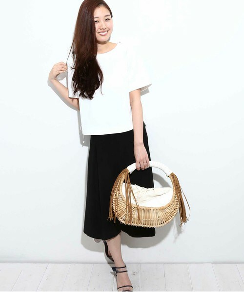 AHUM（アウン）の「サイド編み上げTシャツ/全1色（その他・レディース・その他）」の4枚目の写真