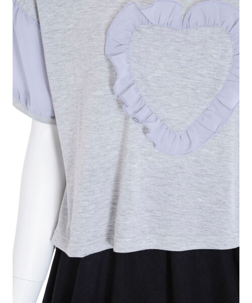 merry jenny(メリージェニー)の「フリルハートTシャツ(トップス・レディース・ライトグレー/ブラック/ネイビー・F)」の11枚目の写真