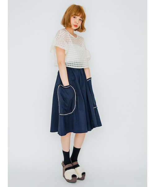 merry jenny（メリージェニー）の「ラウンドフリルミディスカート（スカート・レディース・ブラック/レッド/ネイビー・F）」の6枚目の写真