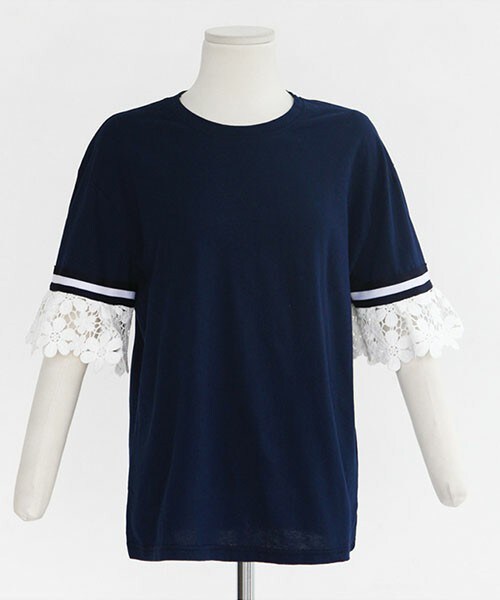 DHOLIC（ディーホリック）の「ライン&レーススリーブTシャツ（Tシャツ/カットソー・レディース・ホワイト/ベージュ/ネイビー・FREE）」の3枚目の写真