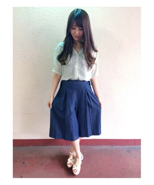 PAGEBOY（ページボーイ）の「サイド編み上げタック入りガウチョパンツ（パンツ・レディース・オフホワイト/ブラック/ブラック系/ブルー/インディゴ）」の15枚目の写真