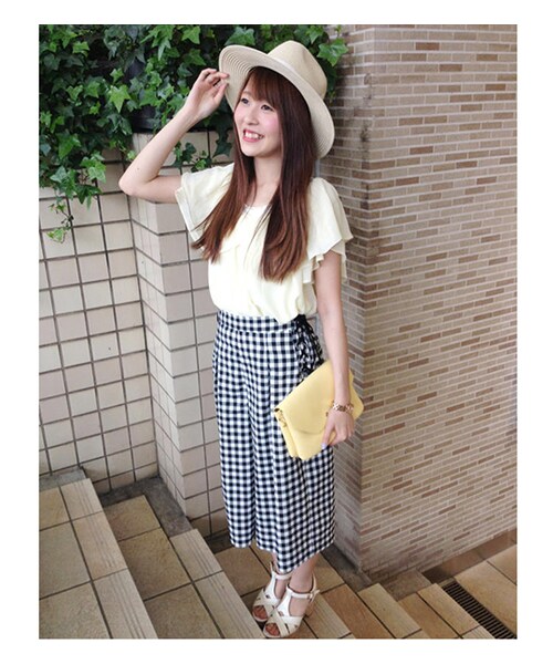 PAGEBOY（ページボーイ）の「サイド編み上げタック入りガウチョパンツ（パンツ・レディース・オフホワイト/ブラック/ブラック系/ブルー/インディゴ）」の20枚目の写真