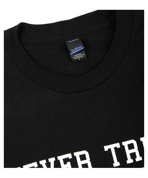 MARK MCNAIRY（マークマクナイリー）の「NEVER TRUST A HIPPIET-shirt（その他・メンズ・黑）」の2枚目の写真