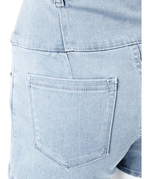 EMODA（エモダ）の「3釦ハイウエストショートパンツ（パンツ・レディース・ホワイト/ブラック/アイスブルー・XS/S/M）」の9枚目の写真