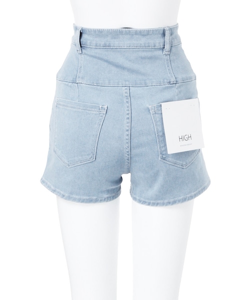 EMODA（エモダ）の「3釦ハイウエストショートパンツ（パンツ・レディース・ホワイト/ブラック/アイスブルー・XS/S/M）」の7枚目の写真