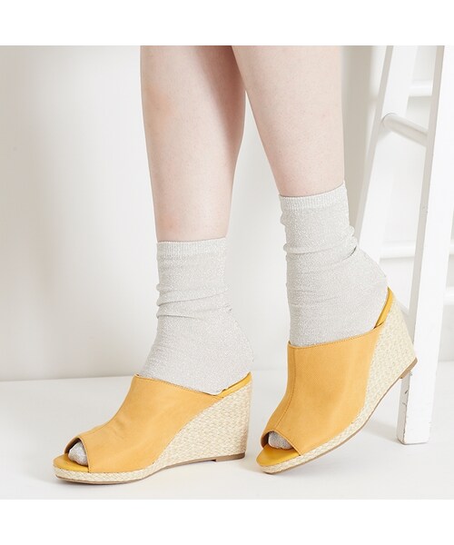 WA ORiental TRaffic（ダブルエーオリエンタルトラフィック）の「ミュールサンダル（シューズ・レディース・ブラック/グレー/レッド/イエロー・S/M/L/LL）」の12枚目の写真