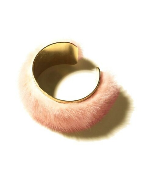 FURFUR（ファーファー）の「ファーバングル（ブレスレット・バングル・レディース・PNK/WHT/BLK・F）」の4枚目の写真