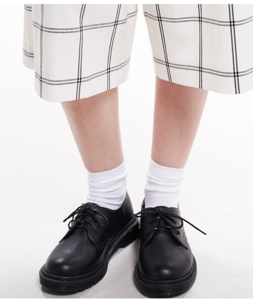 VIS（ビス）の「ボリュームレースアップシューズ（シューズ・レディース・ブラック/ホワイト・M/L）」の10枚目の写真