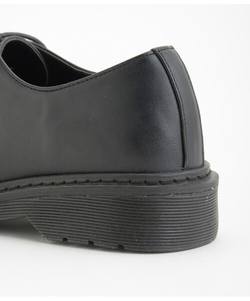 VIS（ビス）の「ボリュームレースアップシューズ（シューズ・レディース・ブラック/ホワイト・M/L）」の7枚目の写真