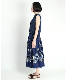【美品】45R インディゴ　ロングスカート　総柄　花　不死鳥更紗　フレア　藍染 45R（フォーティファイブアール）の「インディゴ不死鳥更紗