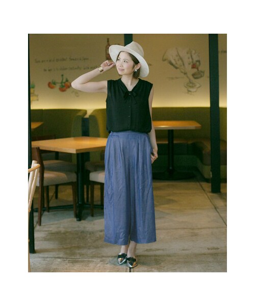 URBAN RESEARCH Sonny Label（アーバンリサーチサニーレーベル）の「テンセル混デニムガウチョパンツ（パンツ・レディース・濃ブルー/ブルー・FREE）」の5枚目の写真