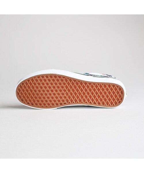 VANS(バンズ)の「Classic Slip-On(ファッション雑貨・Earth Blue・US5.5/US6/US8.5/US9/US9.5/US10)」の4枚目の写真