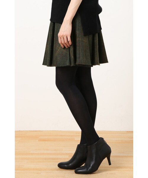 Spick & Span（スピックアンドスパン）の「≪15AW WEB限定予約≫O'NEIL OF DUBLINサーキュラーミニ スカート(BRUSHED)（スカート・レディース・グリーン・XS/S）」の3枚目の写真