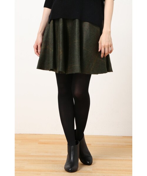 Spick & Span（スピックアンドスパン）の「≪15AW WEB限定予約≫O'NEIL OF DUBLINサーキュラーミニ スカート(BRUSHED)（スカート・レディース・グリーン・XS/S）」の2枚目の写真