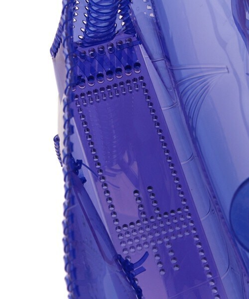 mame(マメ)の「mame チェーンバック(ショルダーバッグ・レディース・ブラック/ブルー/ホワイト・FREE)」の11枚目の写真