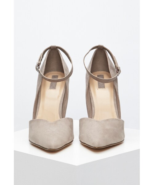 FOREVER 21（フォーエバー トゥエンティーワン）の「FOREVER 21 Faux Suede Pointed Pumps（パンプス・レディース・Black/Beige/Blue/Brown・5.5/6/6.5/7/7.5/8/8.5/9/10）」の18枚目の写真