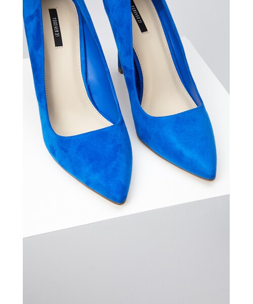 FOREVER 21（フォーエバー トゥエンティーワン）の「FOREVER 21 Pointed Faux Suede Pumps（パンプス・レディース・Black/Blue/Brown/Red・6/7/8/9/10）」の10枚目の写真