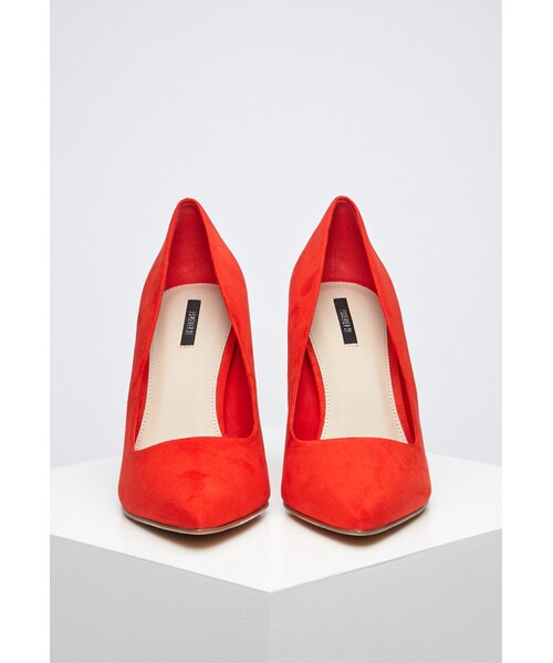 FOREVER 21（フォーエバー トゥエンティーワン）の「FOREVER 21 Pointed Faux Suede Pumps（パンプス・レディース・Black/Blue/Brown/Red・6/7/8/9/10）」の21枚目の写真