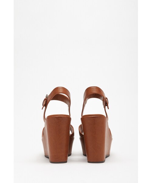 FOREVER 21（フォーエバー トゥエンティーワン）の「FOREVER 21 Classic Faux Leather Wedges（サンダル・レディース・Black/Red・5.5/6/6.5/7/7.5/8/8.5/9/10）」の3枚目の写真