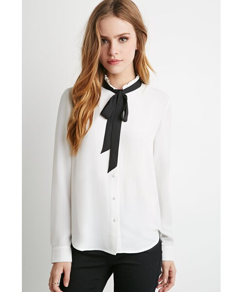 FOREVER 21（フォーエバー トゥエンティーワン）の「FOREVER 21 Self-Tie Neck Blouse（シャツ/ブラウス・レディース・White・Small/Medium/Large）」の3枚目の写真