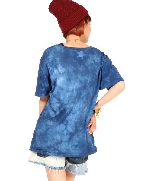 RNA SWEAT(アールエヌエースウェット)の「<予約>オールスタープリントオーバーTシャツ(トップス・レディース・ブルー/ピンク・M)」の4枚目の写真