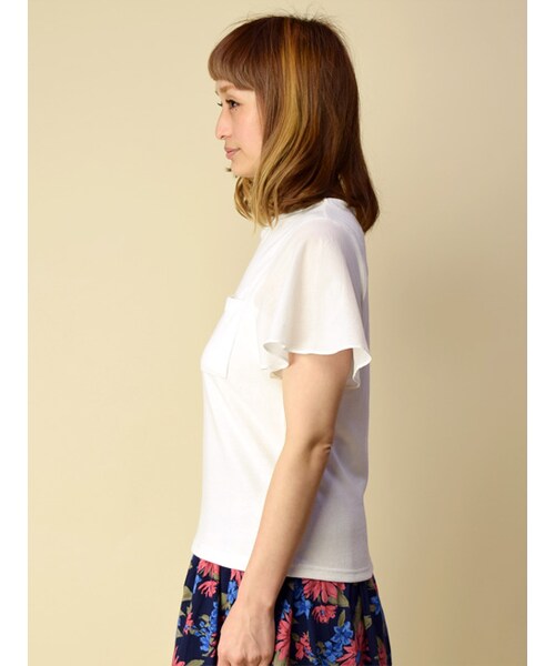 w closet（ダブルクローゼット）の「ポケ付き袖フリルプルオーバー（トップス・レディース・オフホワイト/グレー/カーキ・FREE）」の5枚目の写真