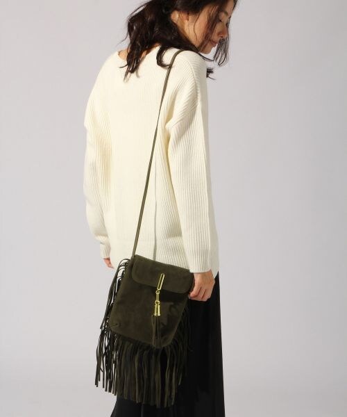 BLISS POINT（ブリスポイント）の「カナグツキフリンジショルダー（バッグ・レディース・ブラック/ブラウン/カーキ・ONE SIZE）」の3枚目の写真