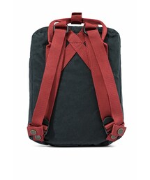 Fjallraven Kanken（フェールラーベンカンケン）の「Black-Ox Red