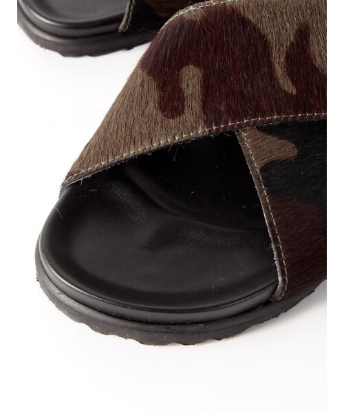 Rouge vif la cle（ルージュヴィフラクレ）の「MOHI ポニークロスベルトサンダル（シューズ・レディース・ベージュ/ネイビー・35/36/37/38/39）」の6枚目の写真