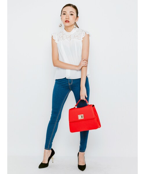 EVRIS（エヴリス）の「スクエアチャームショルダーBAG（バッグ・レディース・ホワイト/ブラック/レッド・F）」の5枚目の写真