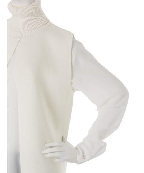 LAGUNAMOON(ラグナムーン)の「スリットレイヤードプルオーバー(トップス・レディース・ホワイト/チャコールグレー)」の8枚目の写真