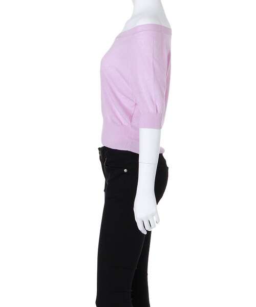 MERCURYDUO（マーキュリーデュオ）の「【DUO】オフショルVネック半袖ニット（トップス・レディース・オフホワイト/ライトイエロー/ネイビー/ラベンダー・F）」の6枚目の写真