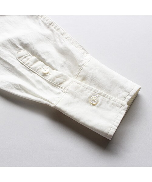 THE DAWN B（ダウンビー）の「B.D. Side Slit Shirts Poplin（トップス・White・M/L）」の4枚目の写真