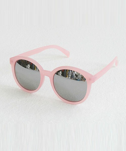 DHOLIC（ディーホリック）の「7colors ミラーサングラス（サングラス・レディース・クリーム/ピンク/グレーベージュ/ダークグレー/クリア/ブルー/ブラック・FREE/FREEf）」の6枚目の写真