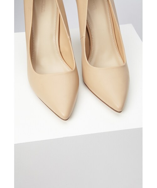 FOREVER 21（フォーエバー トゥエンティーワン）の「FOREVER 21 Faux Leather Pointed Pumps（パンプス・レディース・Black/Beige・5.5/6/6.5/7/7.5/8/8.5/9/10）」の11枚目の写真