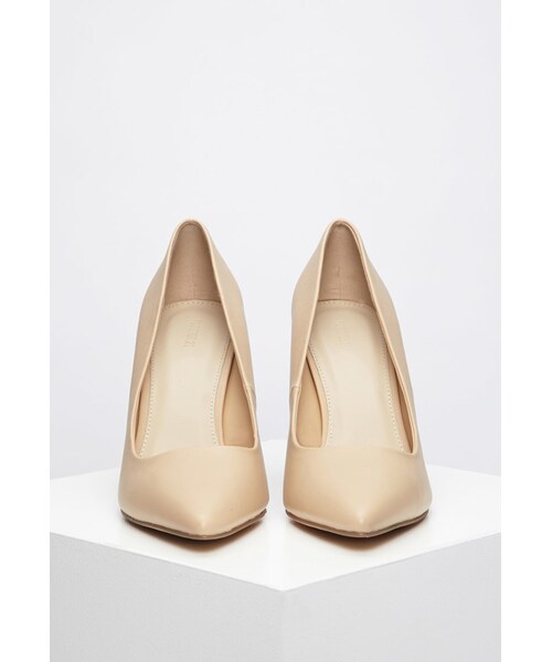 FOREVER 21（フォーエバー トゥエンティーワン）の「FOREVER 21 Faux Leather Pointed Pumps（パンプス・レディース・Black/Beige・5.5/6/6.5/7/7.5/8/8.5/9/10）」の7枚目の写真