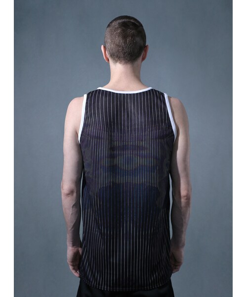 Acrosphere（アクロスファー）の「Radiation flow tank top（タンクトップ・メンズ・Dark Blue・F）」の4枚目の写真