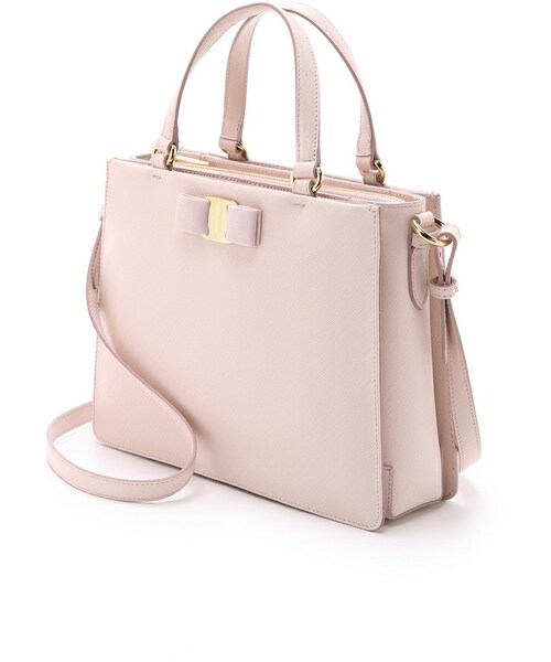 FERRAGAMO(フェラガモ)の「Salvatore Ferragamo Tracy Bag(バックパック/リュック・レディース・Beige・One Size)」の5枚目の写真
