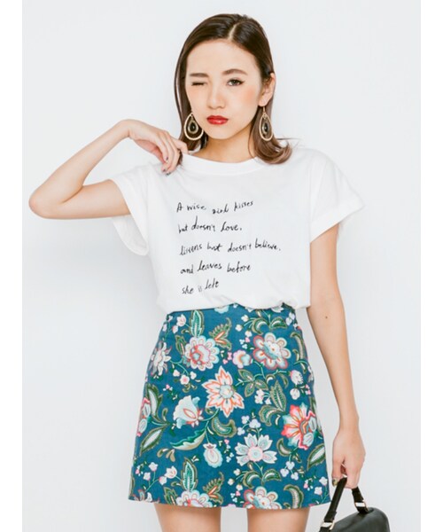 EVRIS（エヴリス）の「Wise girl Tシャツ（トップス・レディース・ホワイト/ブラック/カーキ）」の4枚目の写真