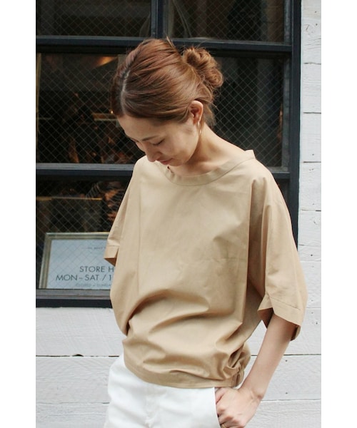 FRAMeWORK（フレームワーク）の「エフォートレス BL（トップス・レディース・ホワイト/ベージュ/ネイビー・フリー）」の2枚目の写真