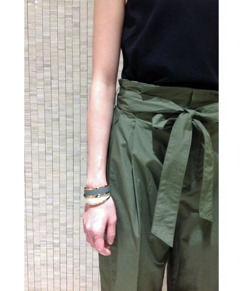 IENA（イエナ）の「タイプライター リボンイージーパンツ◆（パンツ・レディース・ベージュ/カーキ・34/36/38/40）」の19枚目の写真