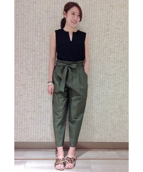 IENA（イエナ）の「タイプライター リボンイージーパンツ◆（パンツ・レディース・ベージュ/カーキ・34/36/38/40）」の18枚目の写真