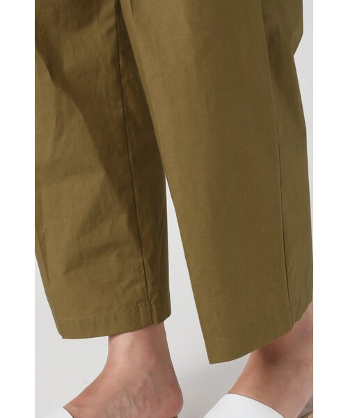 IENA（イエナ）の「タイプライター リボンイージーパンツ◆（パンツ・レディース・ベージュ/カーキ・34/36/38/40）」の11枚目の写真